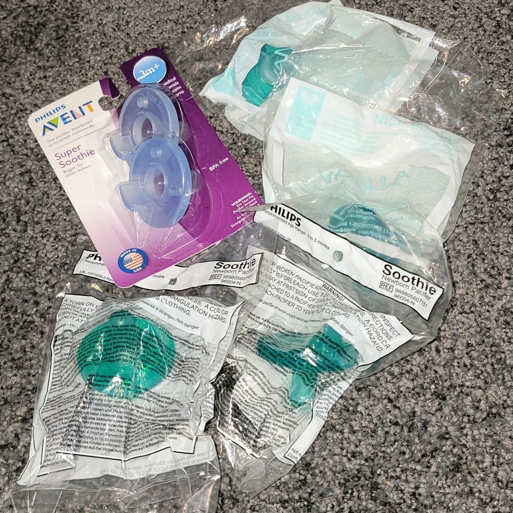 NEW Phillips Avent Soothie Pacifiers